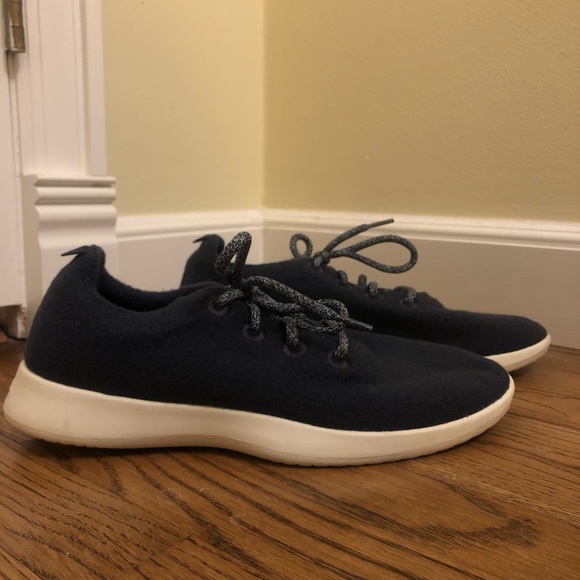 Men’s allbirds size 11 shoes - Picture 3 of 4